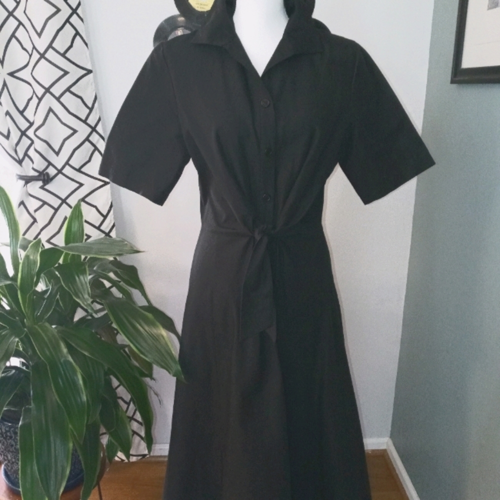 Suzi Chin long black short sleeve dress. Sz 10